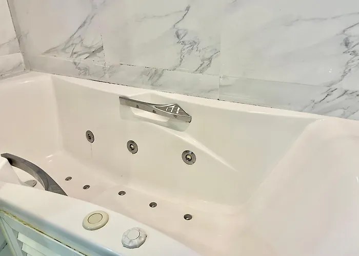 Del Mar Seafront Iii - Eaw Homes Apartamento